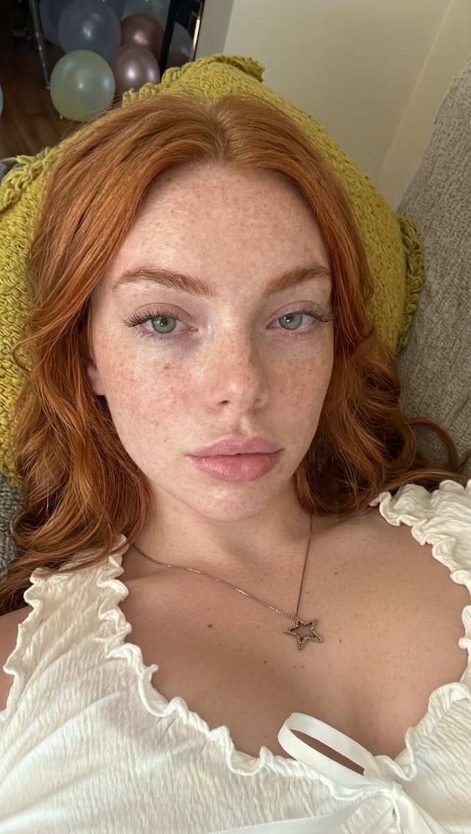 @siennaxox111 tweet media