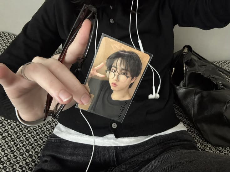 nana 𑄹 tweet media