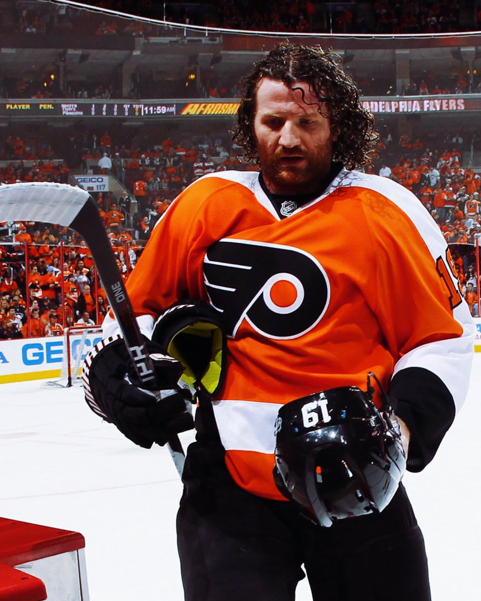 Missin Curfew tweet media