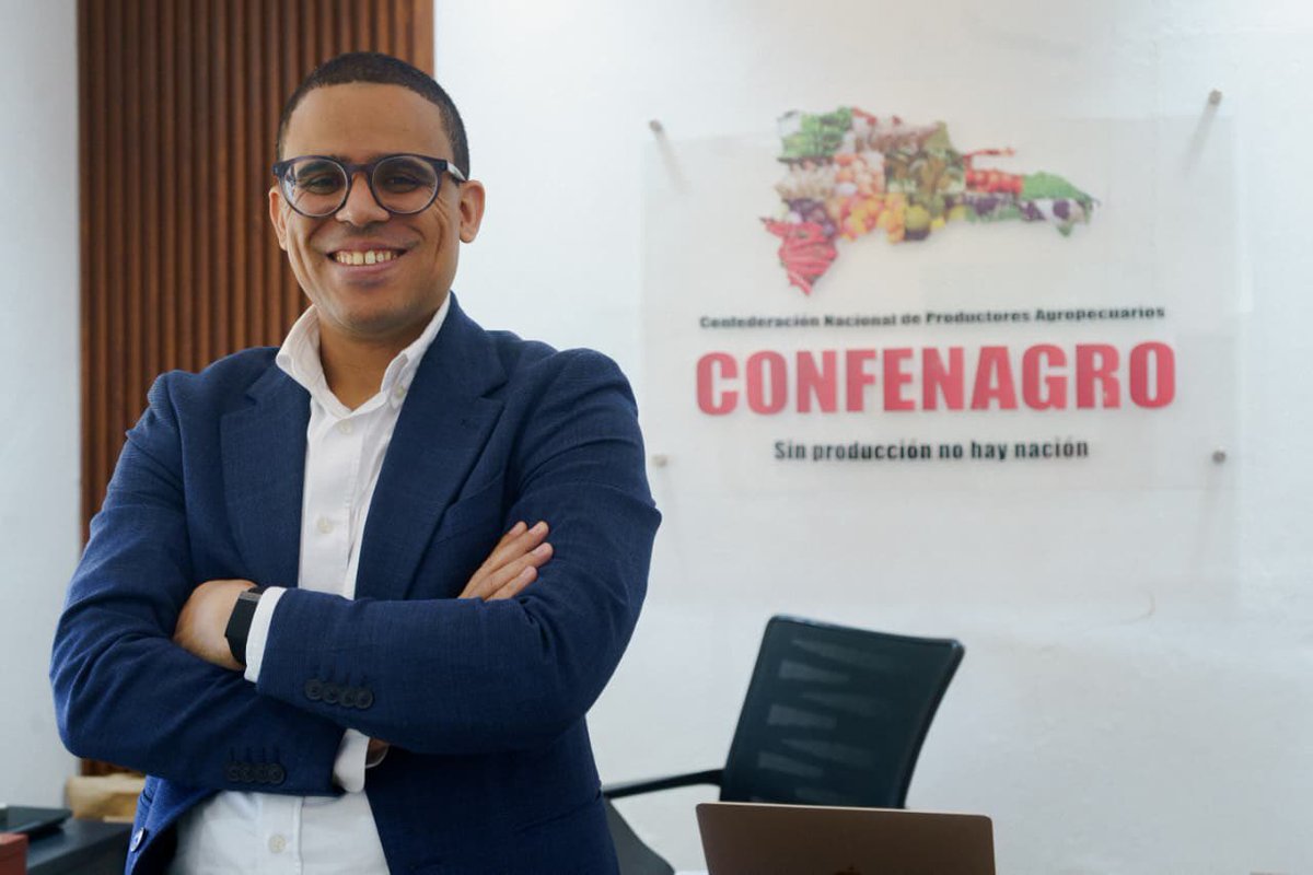 Si hubiera una palabra para recibir estos 36 años de vida, sería serenidad. Hoy, más que nunca, la asumo ante los nuevos retos, con la convicción de seguir siendo útil a lo colectivo, razón de quienes trabajamos por el bien común.