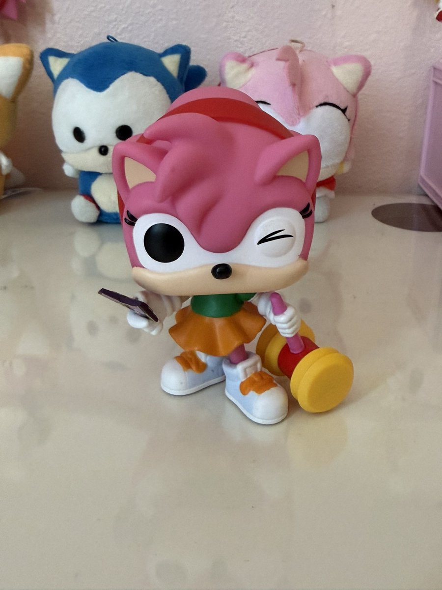 Scribble356's tweet photo. I found the chase :) the 46th item in my Amy collection if I count everything #amyrose #SonicTheHedgehog https://t.co/3AaK4ZicXa