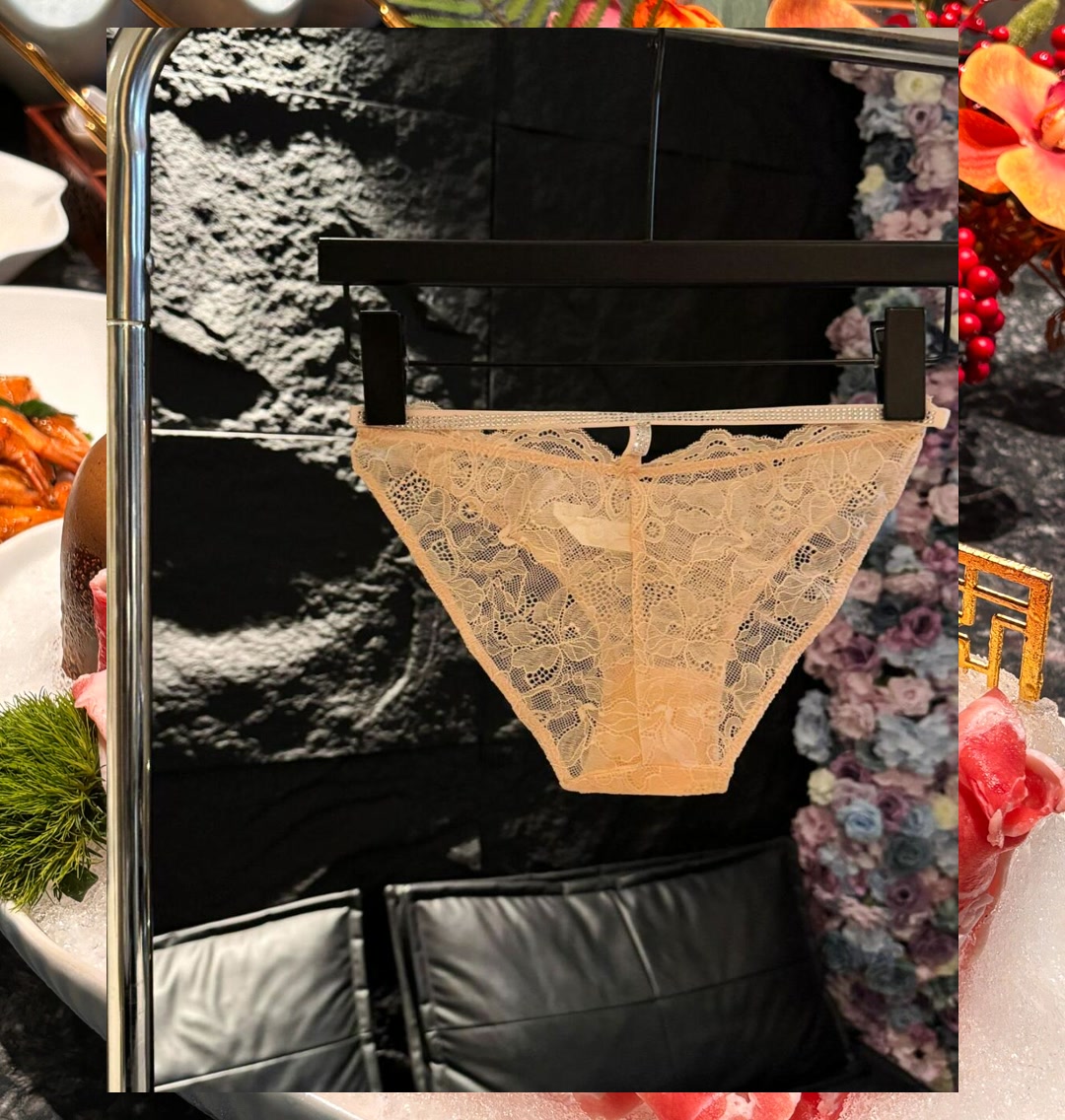 Ashley Harris tweet media