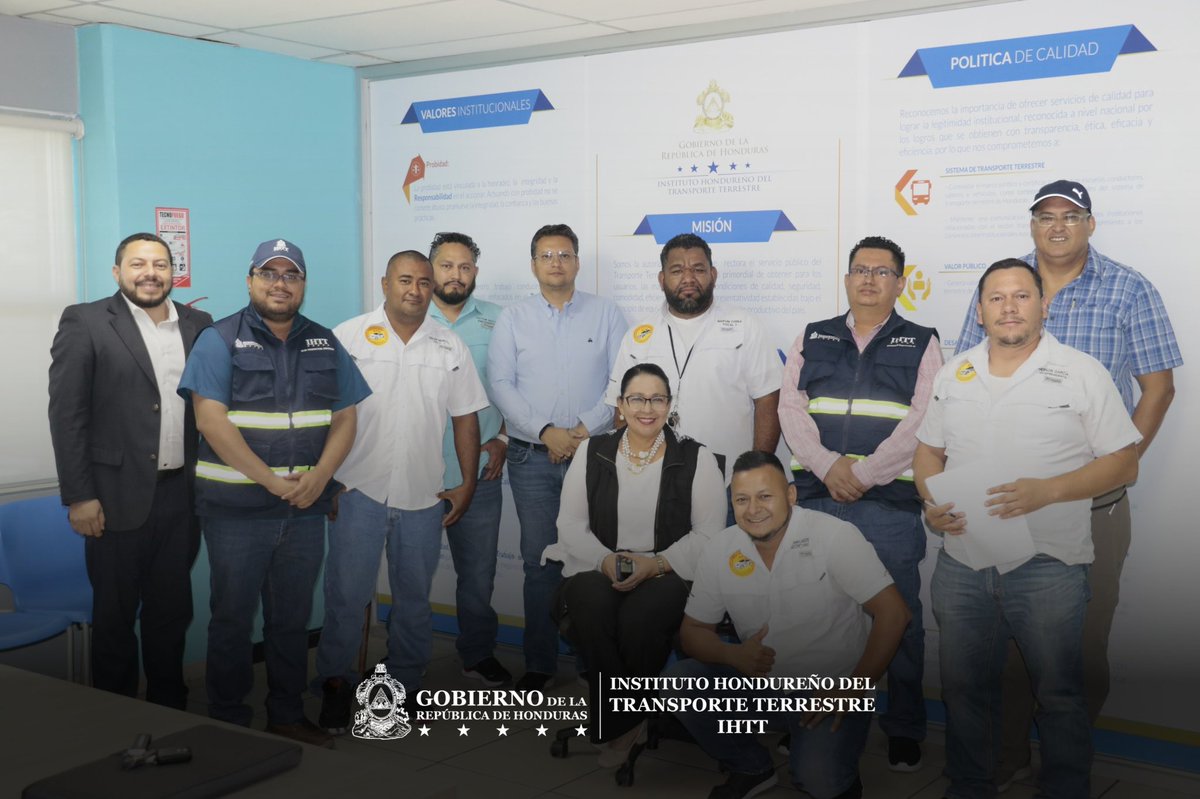 IHTT_HN's tweet photo. La Comisión Directiva del #IHTT sostuvo una reunión de trabajo con la #ATIS, con el objetivo de fortalecer el ordenamiento del sector.
Durante el encuentro, se abordaron temas relacionados con el combate a la ilegalidad y la conversión a sistemas de gas. https://t.co/9hNsQ5QB3r