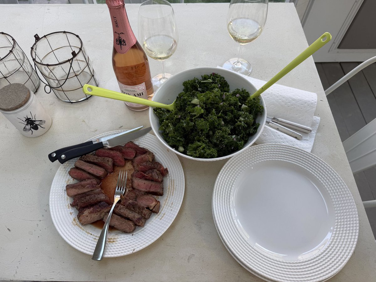 kitty 🐈 tweet media