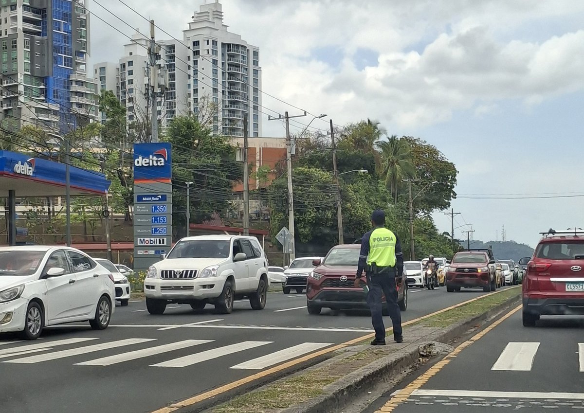 Tony Earle tweet media