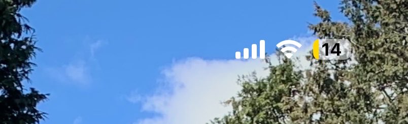 ぎょえー😱

朝起きたら
スマホ充電されてなかった悲劇…📱

おはようございます😭