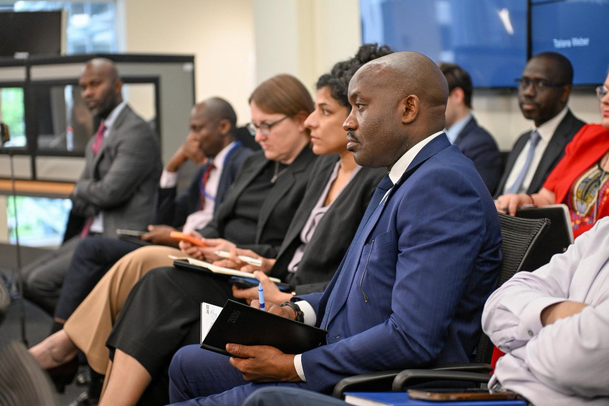 MichelMuvudi's tweet image. #WashingtonDC : Spring meetings #Banquemondiale : #défendre le travail de terrain, #valoriser la RDC, #reconnaître les sacrifices de nos professionnels de santé et #mobiliser des ressources pour la santé de notre population, voilà notre mission au sein de la Banque mondiale.