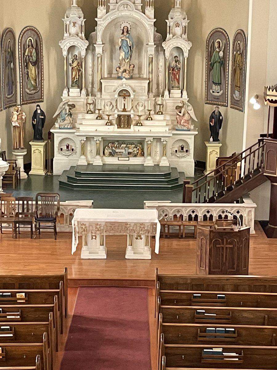 Canadian Catholic Aesthetics tweet media