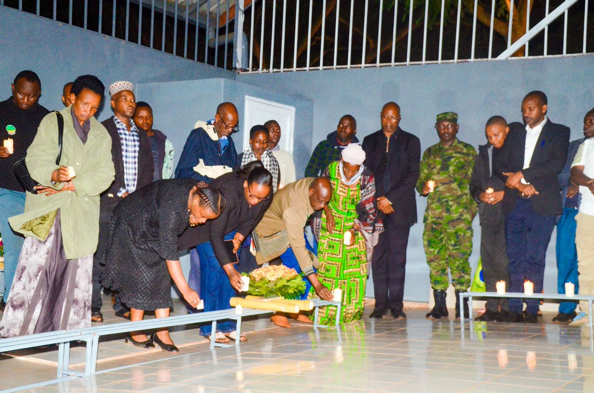 muramasector1's tweet photo. Yongeye gusaba abagize uruhare mu itegurwa n'ishyirwa mubikirwa  Jenoside yakorewe abatutsi 1994 kureka urubyiruko rukigishwa amateka kuko arirwo Rwanda rw'ejo mu gihe bo bagifite ingengabitekerezo no kubiba amacakubiri mubana babo aho kugira babigishe amateka yaranze igihugu. https://t.co/58lP1VOB0G
