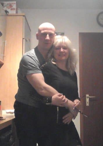 Gangbang Paar aus Eberswalde Brandenburg macht Gruppensex Partys: Wir sind ein aufgeschlossenes Paar und interessiert an alles was neu ist und Spaß macht. Ich lebe zusammen mit meinem Mann meine Bi Neigung aus […] dlvr.it/TS4ZxY