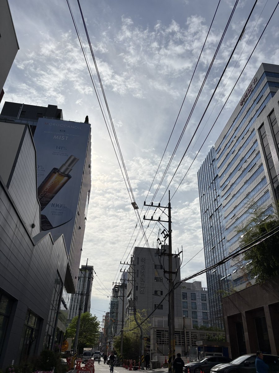 ソンスバズトレンド速報 tweet media