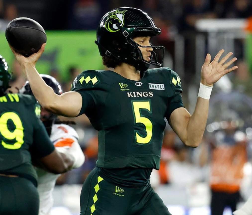 BroItsFootball's tweet image. THURSDAY NIGHT FOOTBALL IN THE UFL!

Kings (0-3) @ Gamblers (1-2)

The Kings travel from Louisville to Houston and will be looking for their first win of the season tonight as they take on the Gamblers!

7 PM CT KICKOFF
📺 NFLN

#UFL #ThursdayNightFootball #BroItsFootball