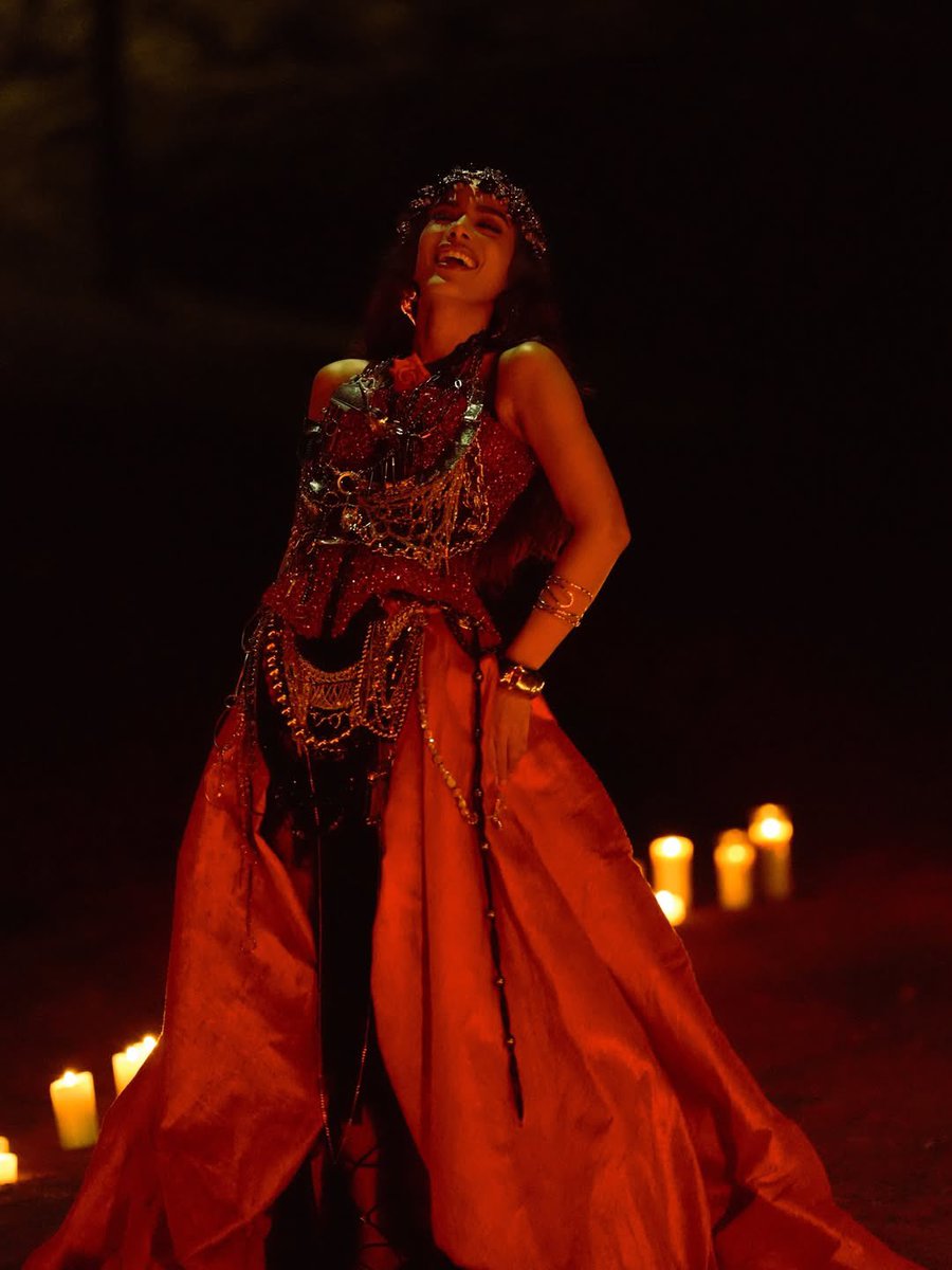 Anitta Belém | Fan Account 🖤 tweet media