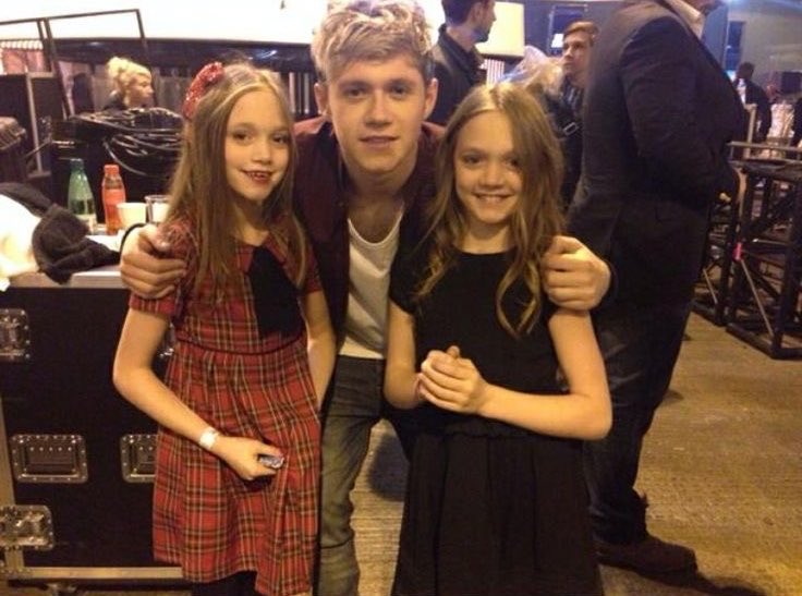 “Niall was always the loveliest. And even when we were little he was just very nice and caring, and always cute with us. So he’s probably my favorite.”

Daisy Tomlinson answering who her favorite 1D member was (aside from his brother, Louis Tomlinson), for Livelaughluke Podcast.