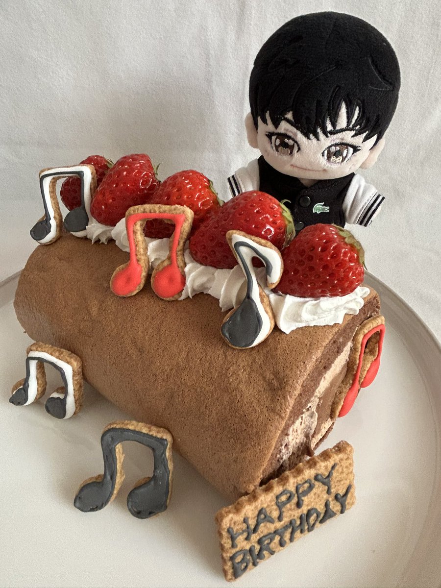 ヒョソプ君誕生日おめでとう💕
31歳どんな一年になるかな
色々な事にチャレンジしてみてね✨
ヒョソプ君の選んだ人生をこれからも
全力で応援します♡
いつもたくさんの愛♡と笑顔☺️を
ありがとう💕

#안효섭 #AhnHyoSeop #安孝燮
#폴짝이가_애끼는_안효섭_생일축하해🎂
#Happy_HyoSeop_Day