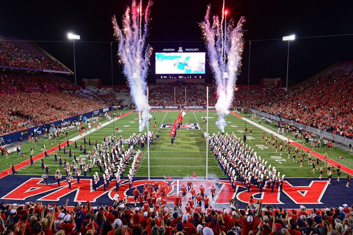 THEE_Ahz's tweet photo. #AGTG After a great conversation with Coach @RonniePalmer33, I’m blessed to receive an offer to @ArizonaFBall #BearDown 🐻⬇️

@coach9cg @CCSRecruitingFB @kcolesports @SilverbackU @samspiegs @ChadSimmons_ @adamgorney @MikeRoach247 @GPowersScout @TXPrivateFBGuy @tomloy247 @JButler_210 @_RL_Martin @dctf @TFloss32 @cjrecruiting2