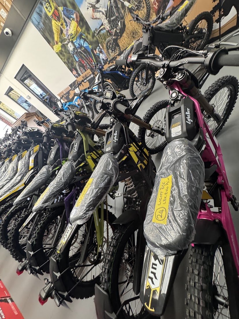 Surronforsypex's tweet image. All available
DM if interested 

 #ebike #surronforsale #surron