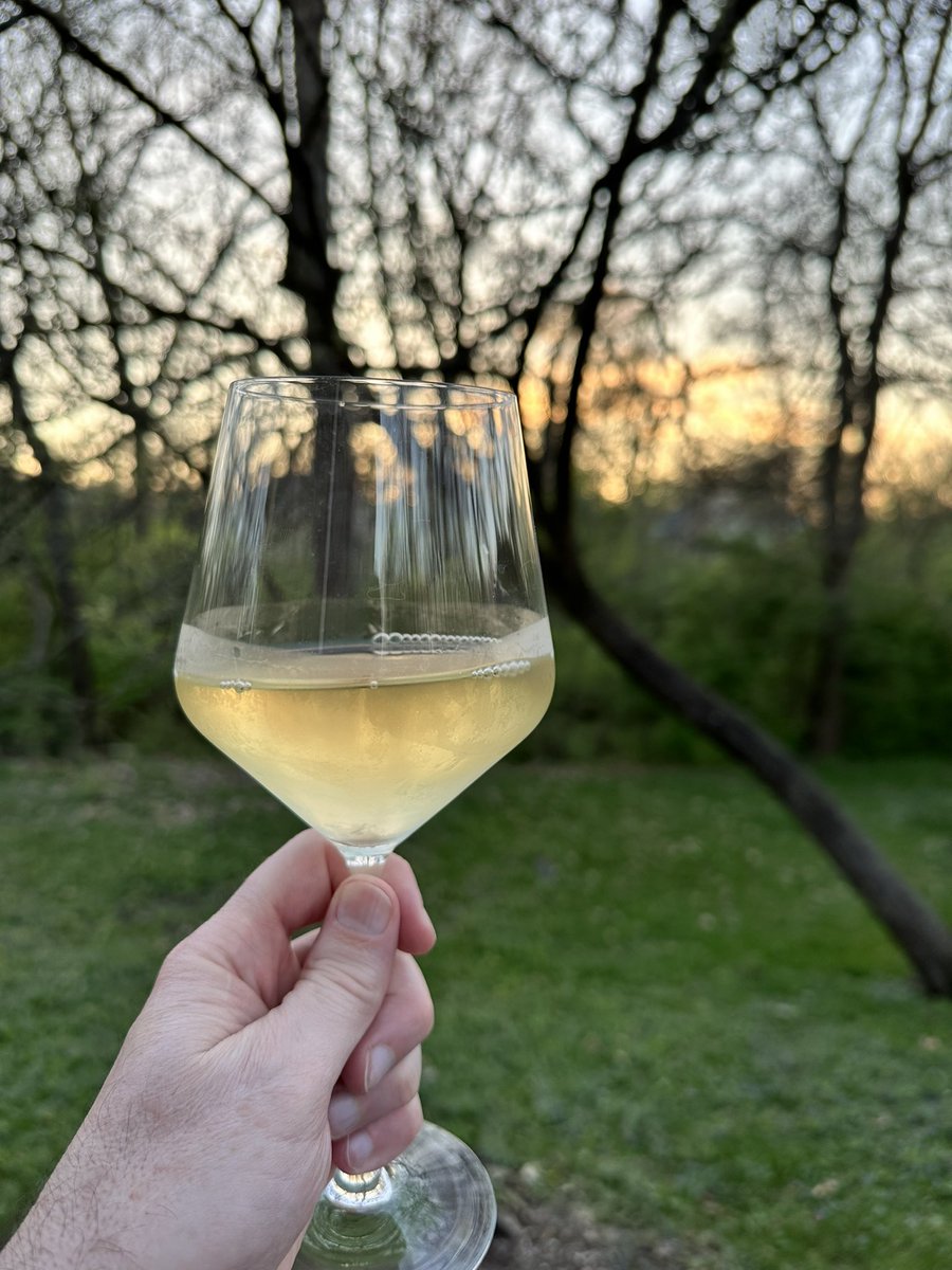 CheapSeats411's tweet image. Have a great evening everyone #cheers #slainte