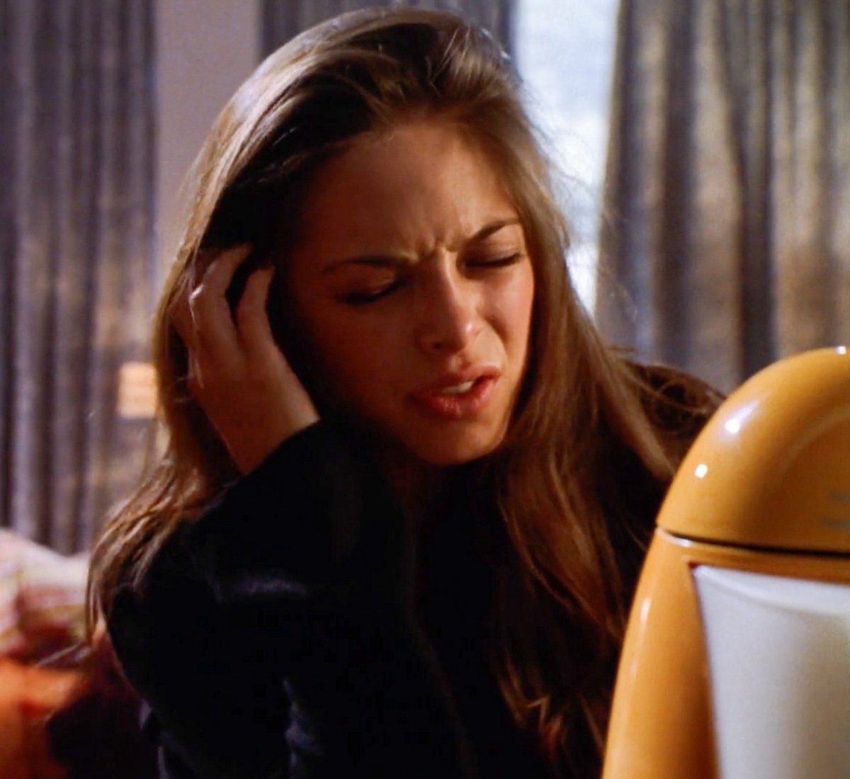lana lang archive tweet media