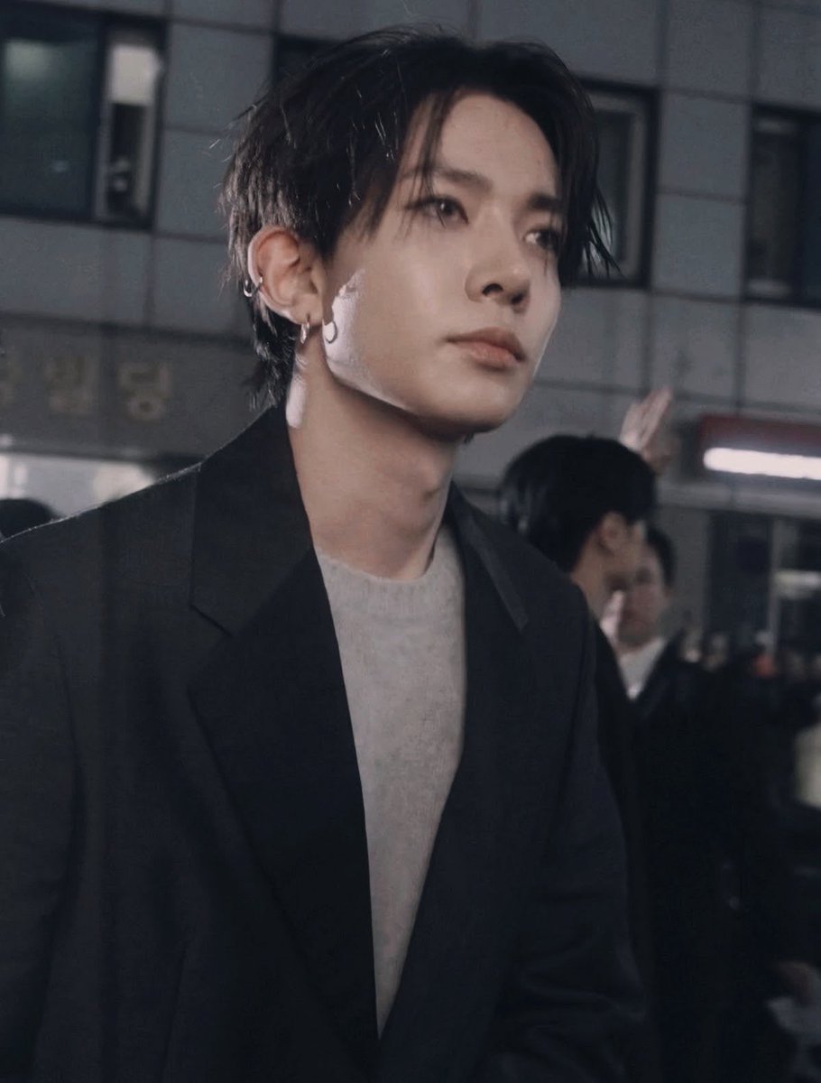 ¹⁰⁰⁹ tweet media