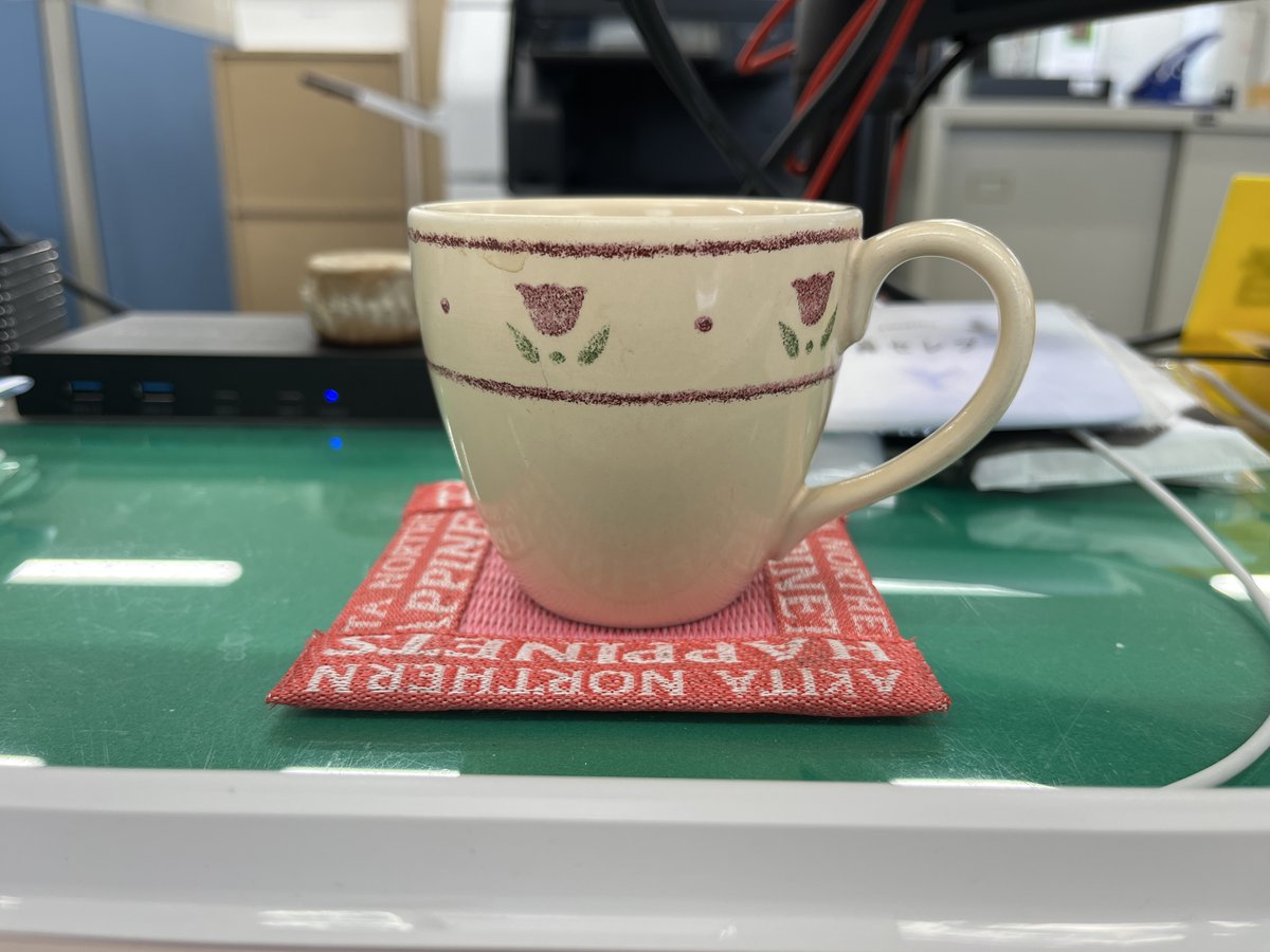 みにとむ tweet media