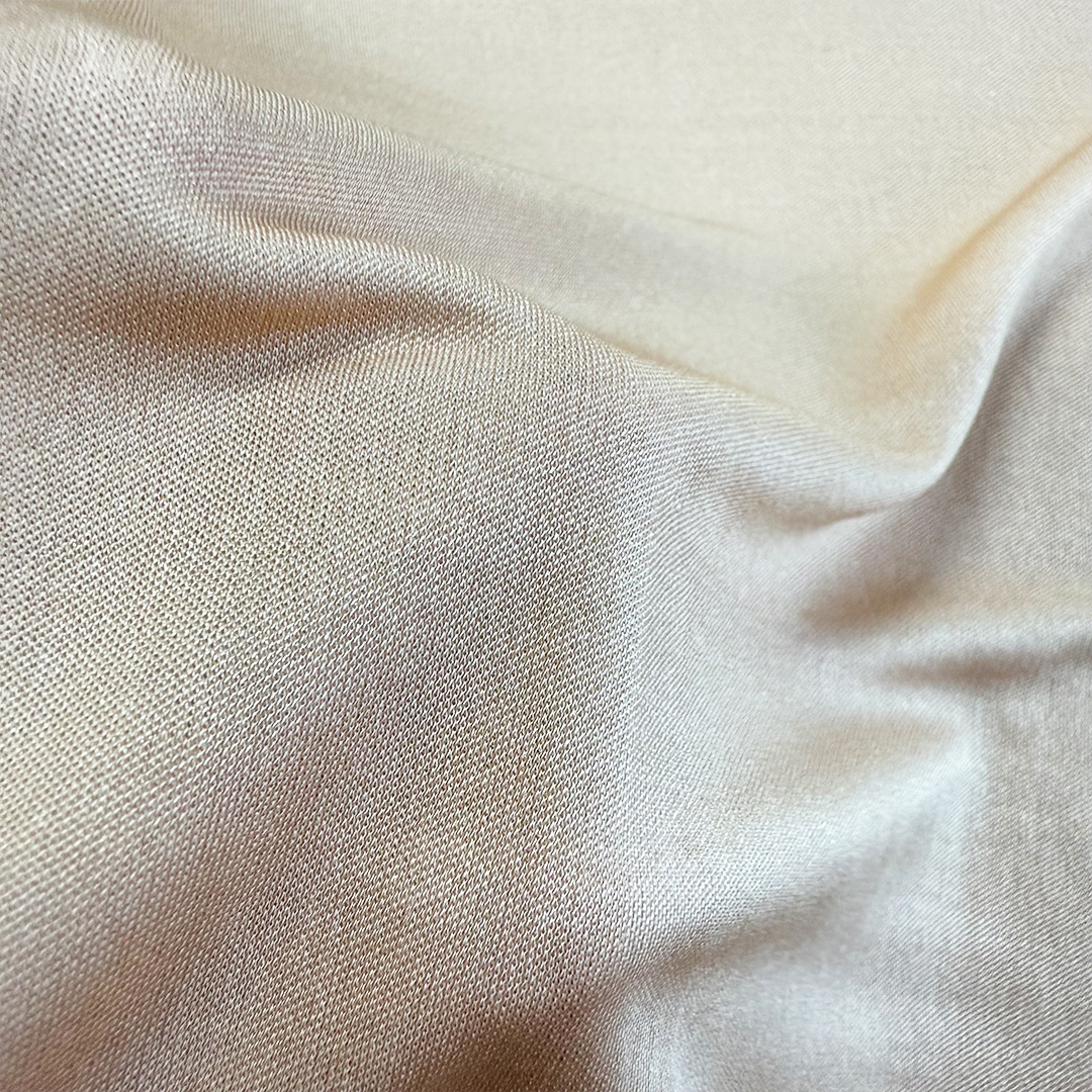 mansphil_silk's tweet image. Silk Double Jersey
100%Silk
📏Weight: 70GSM | Width: 44"-60"
👗Ideal for premium blouses, slip dresses, intimate apparel, and luxury loungewear
👉DM now for more details
📧freda@sailis.cn
📞+86 13812712101
🌐6asilk.com
#Silk #Jersey #Fabric #Kniteed #ClothingDesign