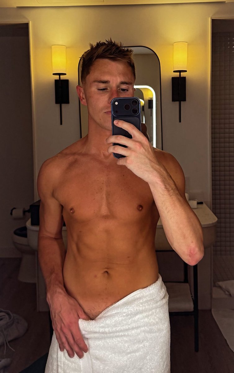 OMFGRealityTV tweet media