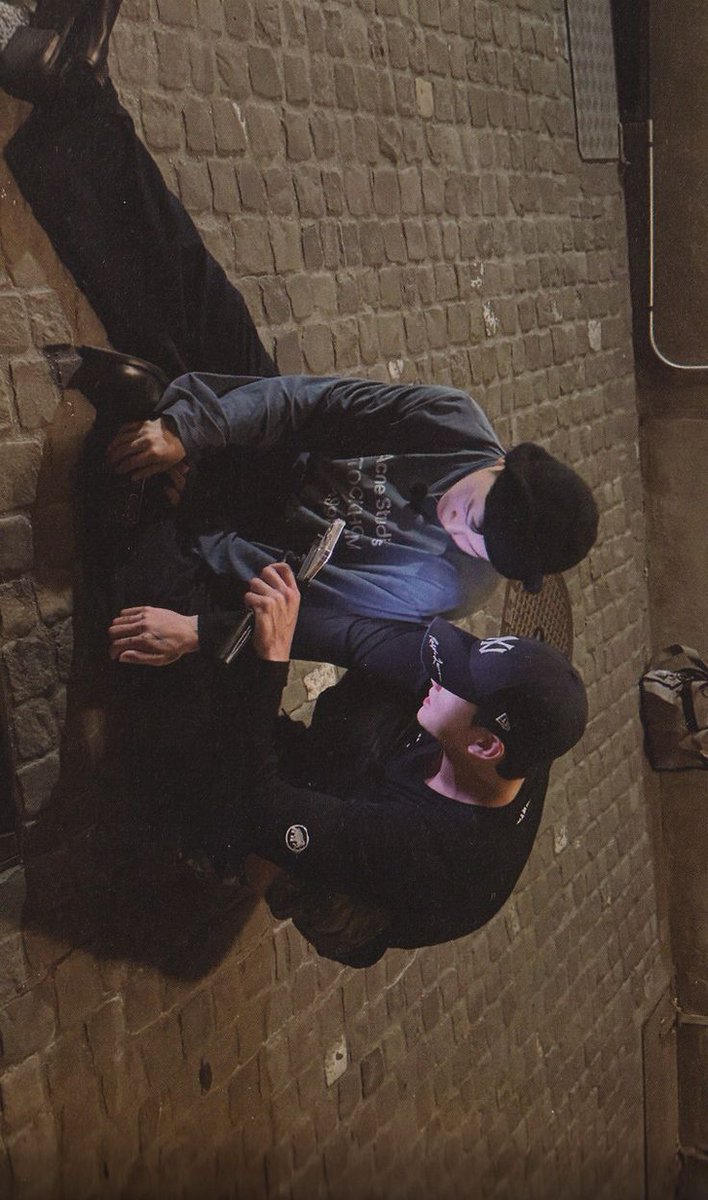 Anny 13🌙 tweet media