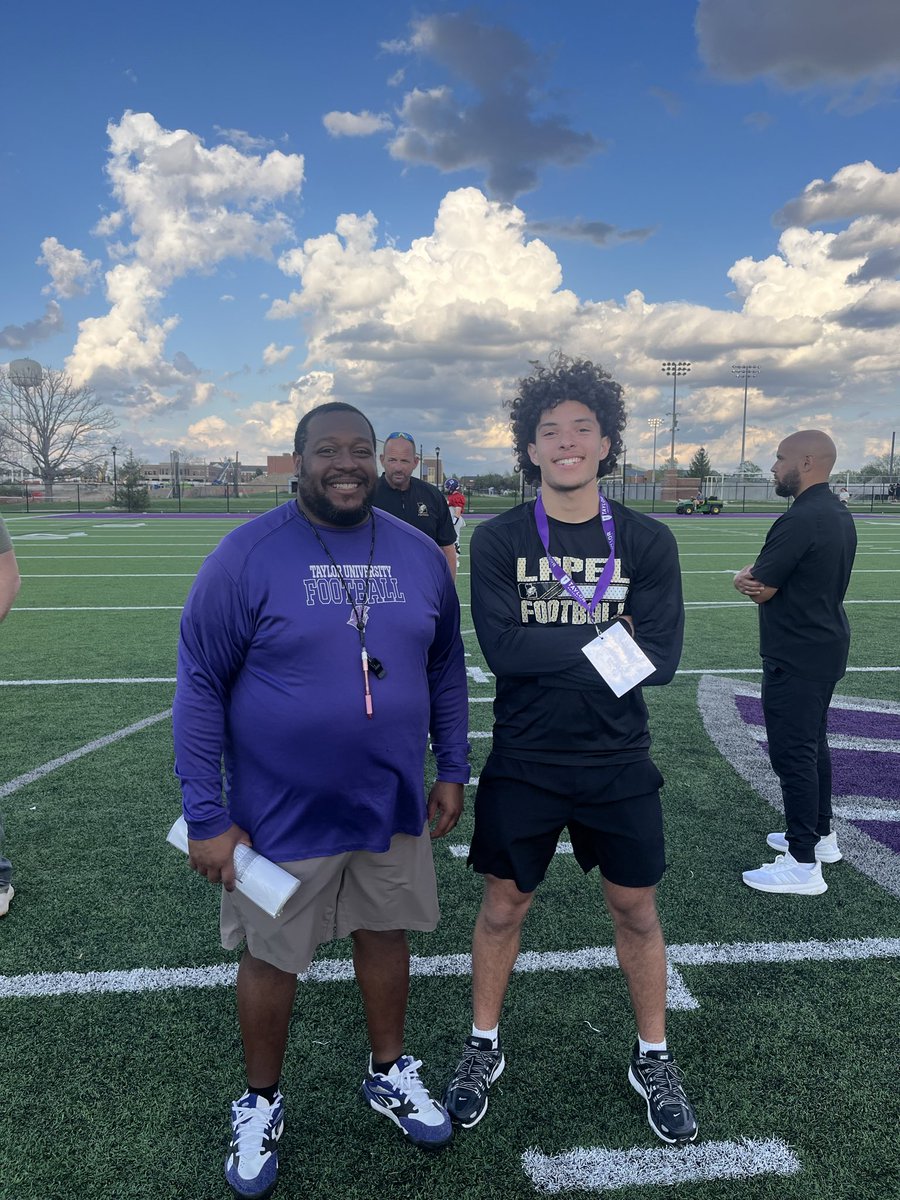 mppage13's tweet photo. Thank you @TrojansFBL! Had a great time on the Junior Day today!
@Coach_Boddie https://t.co/jnLcO0JXoa