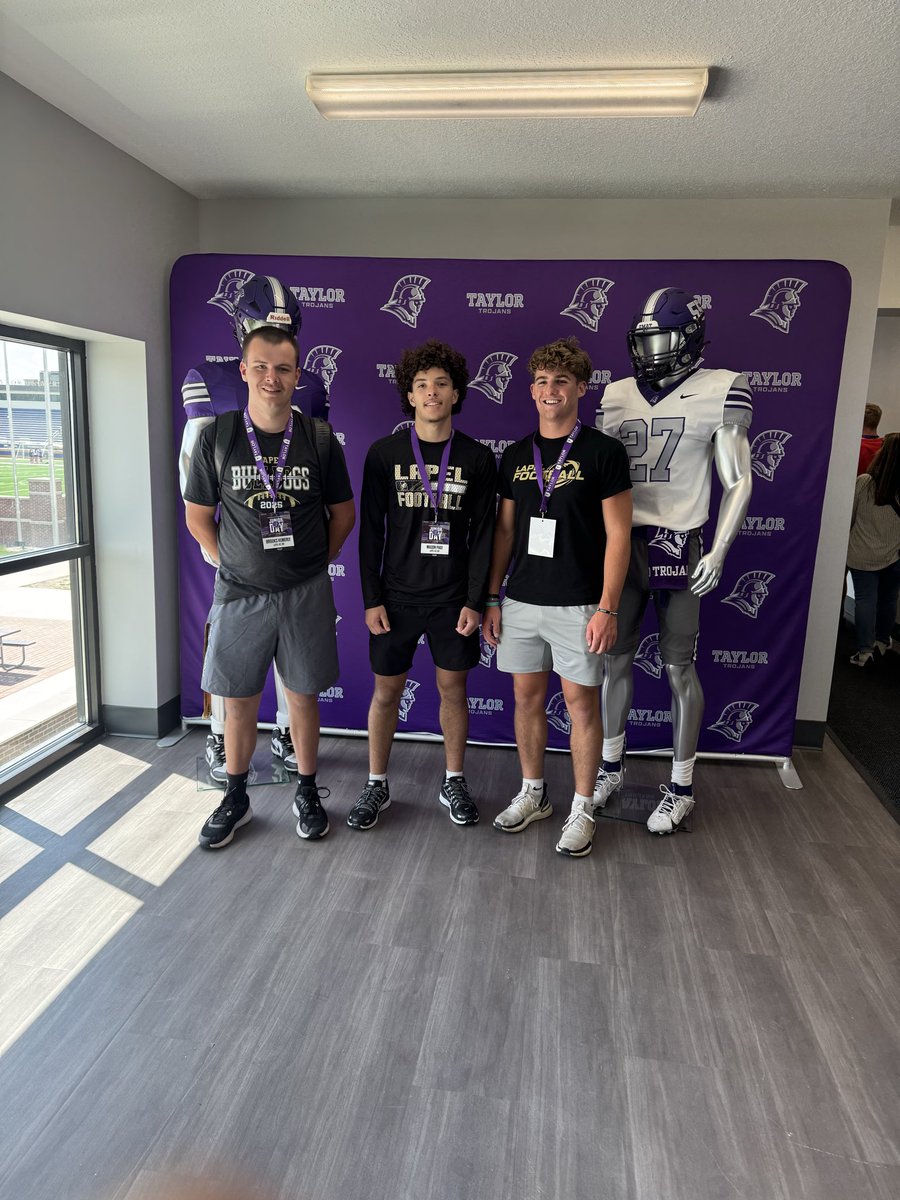 mppage13's tweet photo. Thank you @TrojansFBL! Had a great time on the Junior Day today!
@Coach_Boddie https://t.co/jnLcO0JXoa