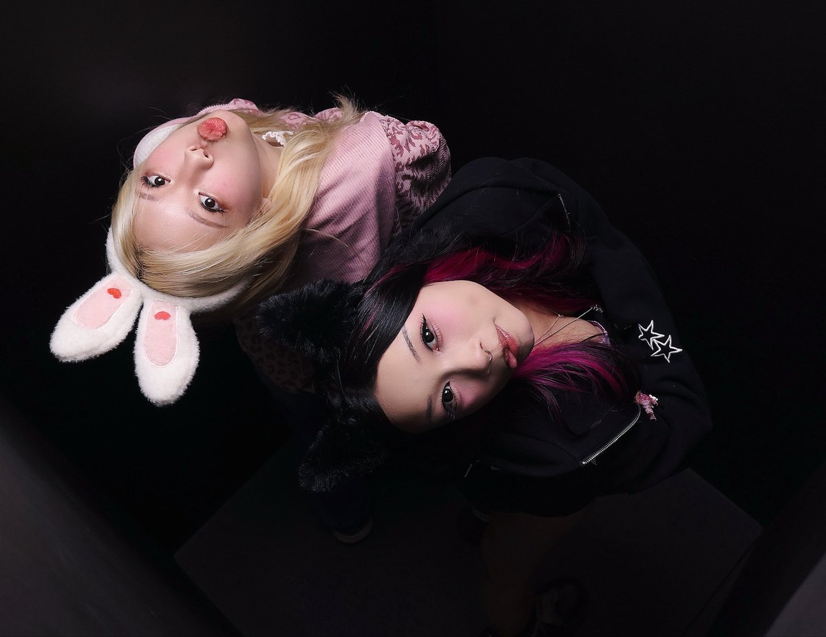 (ง'̀-'́)ง strawberry shortbitch tweet media