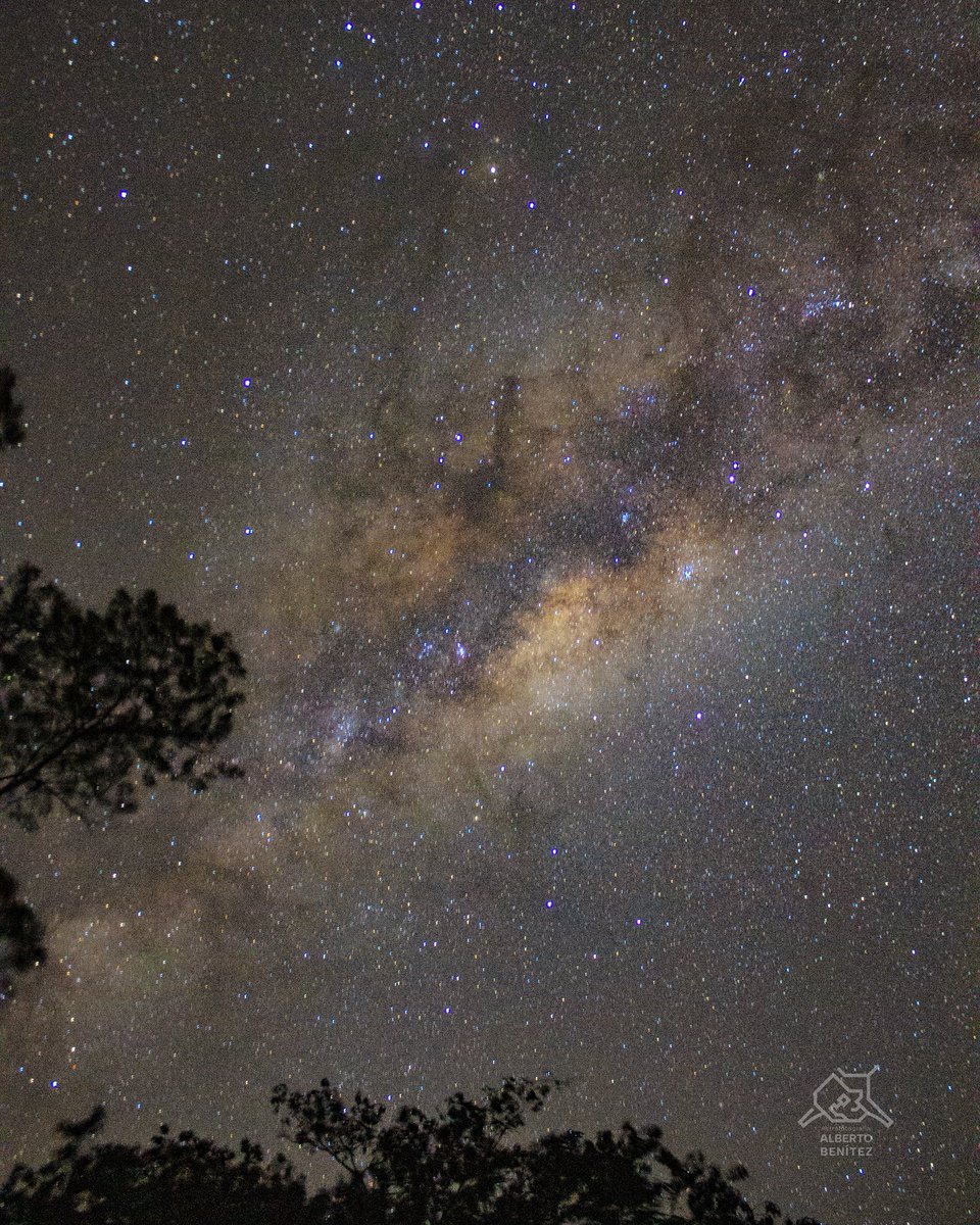 albertbranding's tweet photo. Noche estrellada desde Paraguay. https://t.co/GTi7bGeJY4