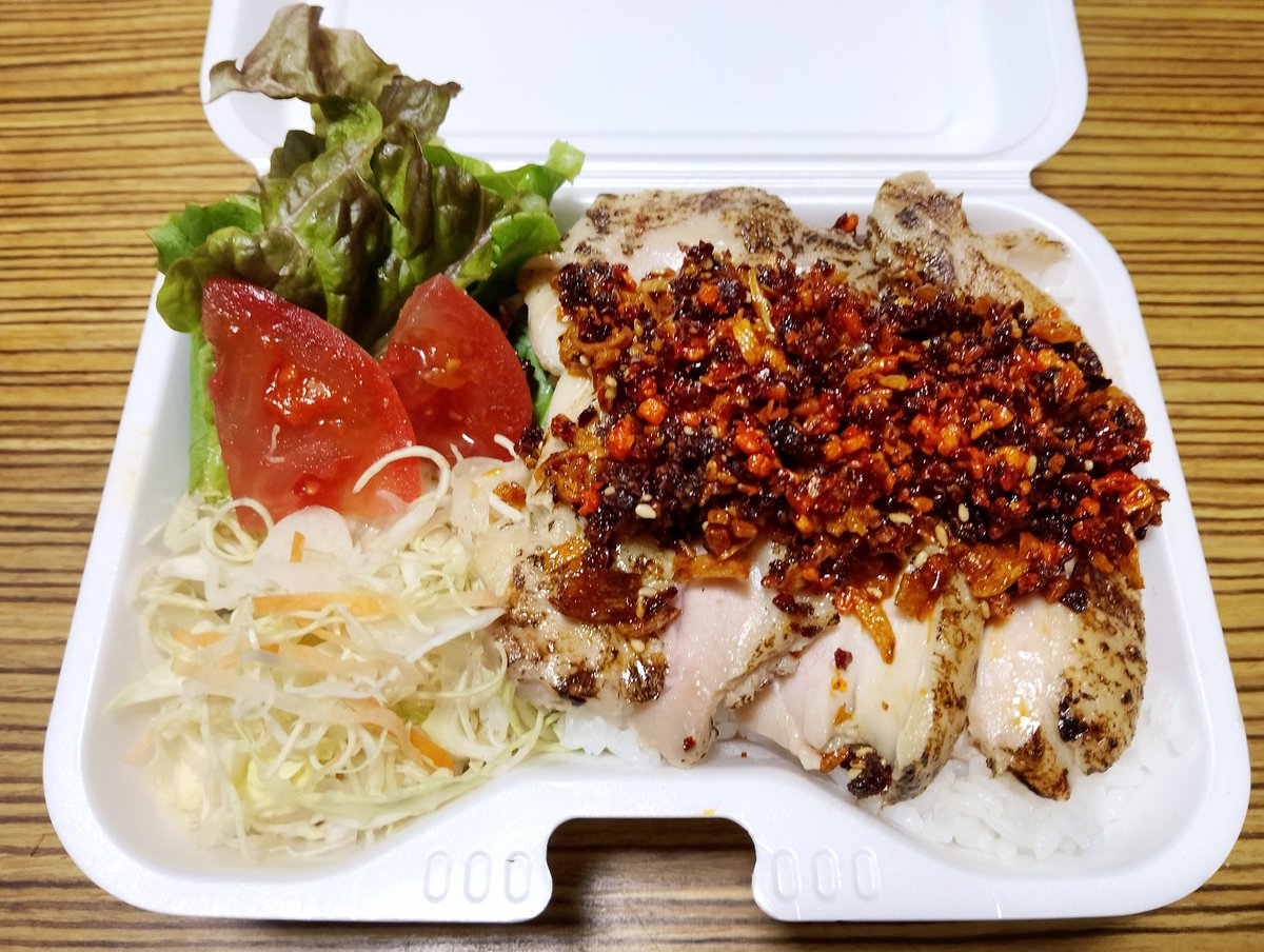 mock06171796's tweet image. 本日は半蔵門prex-northにて出店です！

来週から値上げになりますので、現行価格での販売は今日が最後です！
天気も良いので是非ご来店下さい！

値上げは不安ですが、新メニューもご用意しますので来週からもどうぞ宜しくお願いします！

#mock #キッチンカー　#ランチ　#弁当　#半蔵門　#麹町