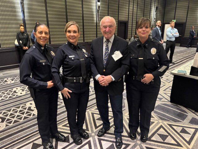 Bill Bratton tweet media