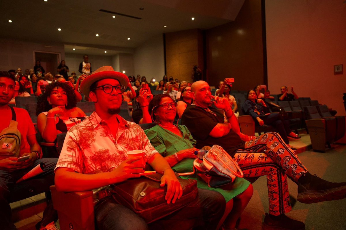 Desde la Dirección de Asuntos para Comunidades Negras, Afrocolombianas, Raizales y Palenqueras, junto a la <a href="/Unimagdalena/">Universidad del Magdalena</a>, acompañamos el cierre cultural y artístico del Convenio 2205 de 2025, en el marco de los #500AñosDeSantaMarta.