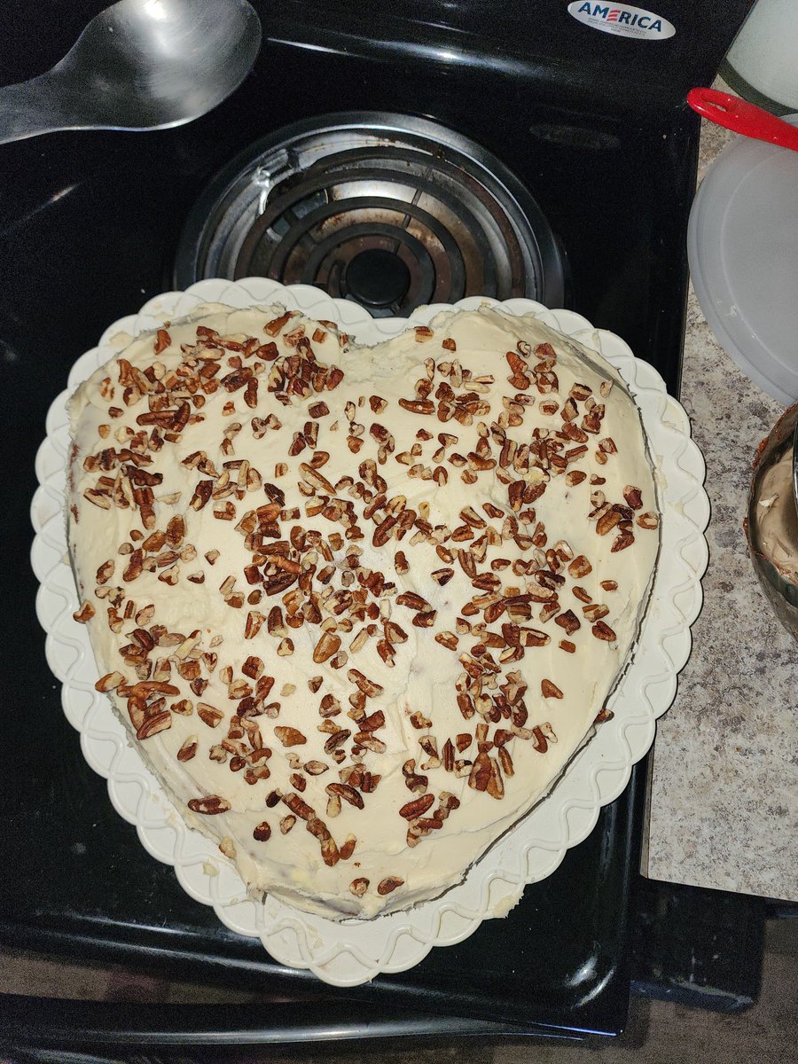 𝓣𝓱𝓮 𝓣𝓪𝓵𝓴𝓲𝓷𝓰 𝓣𝓮𝓭 ✍️ tweet media