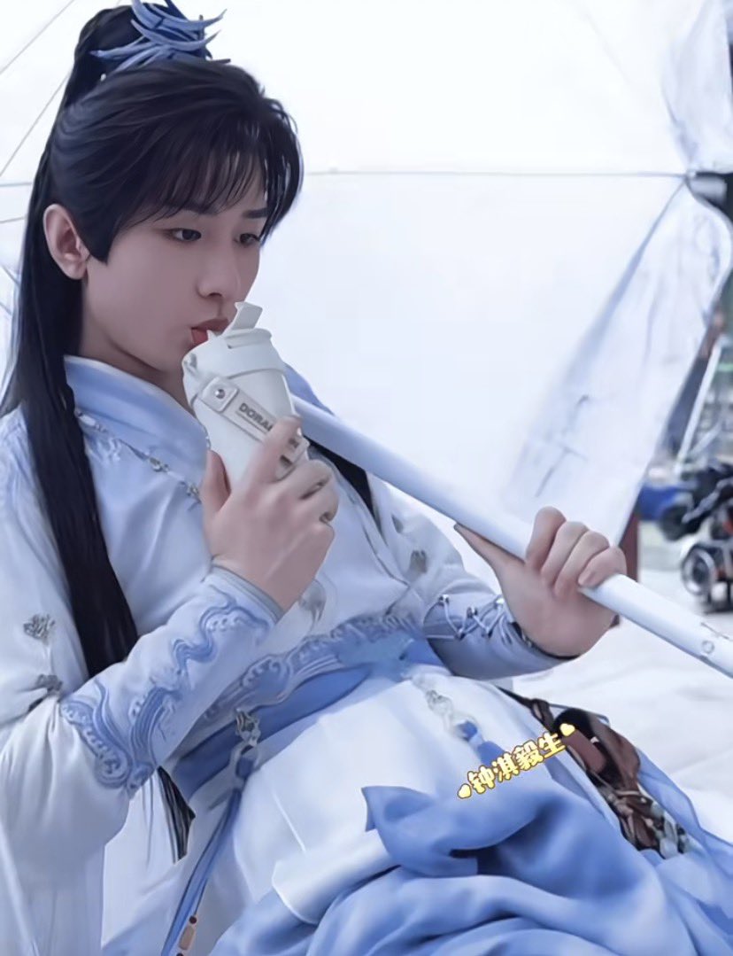 พอพานจะเลี้ยงอั้ยพ่กแจ้มอ้วม✨ tweet media