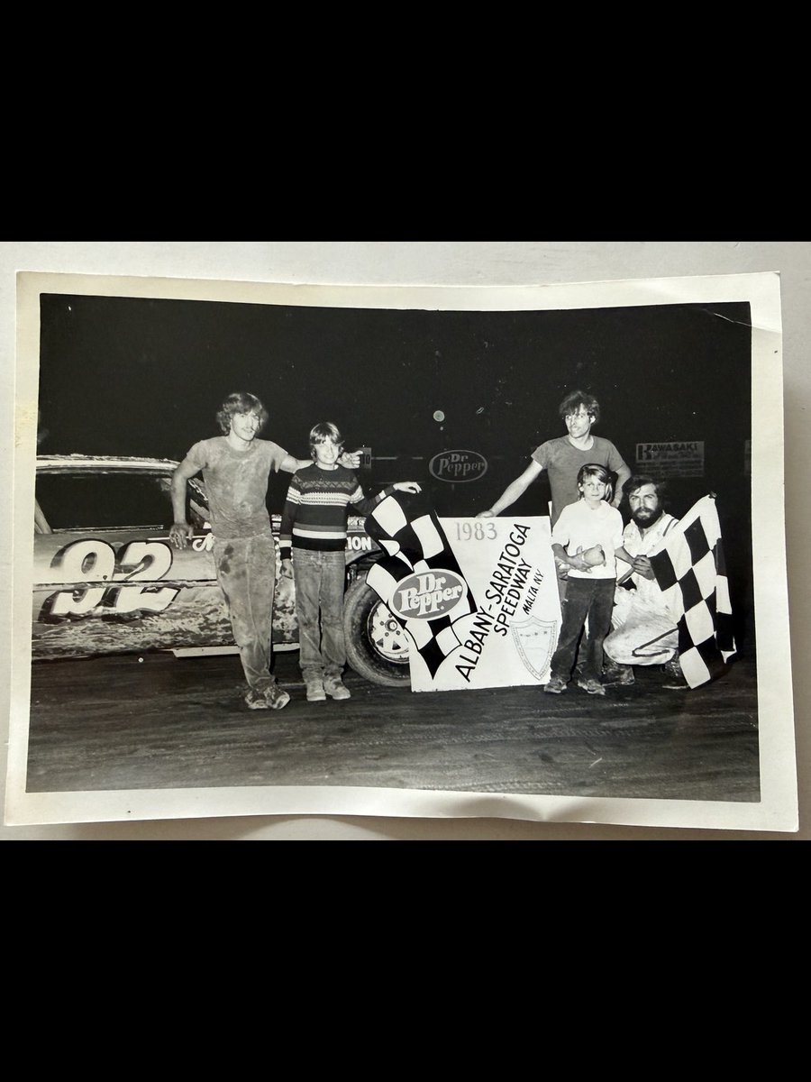 PrestonJCareyPJ's tweet image. #92
No coincidence. From victory lane to UGA - same number, new chapter. #GrindNeverStops #KeepWorking #CareyLegacy #GeorgiaFootball