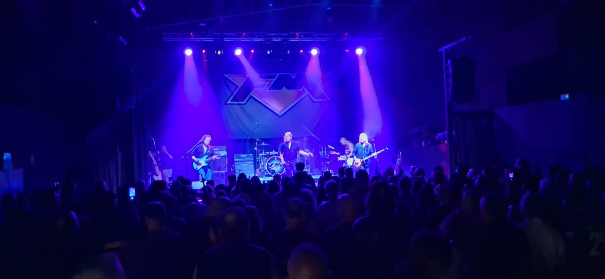 FMofficial's tweet photo. Amazing night as always in Lisbon. Wonderful crowd, great crew, top venue @lavlisboaaovivo
Massive thanks to our good friend Rui for the wonderful hospitality. We’ll be back!
Next stop, Friday in Milan, Italy
.
.
.
#FMlive #indiscreet #40thAnniversary #melodicrock #rockFM #AOR https://t.co/HNmiJ6CKv2