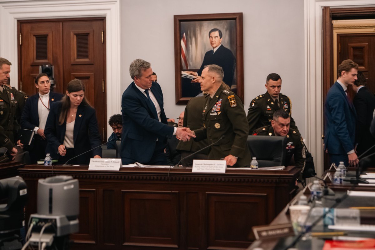 Secretary of the Army tweet media