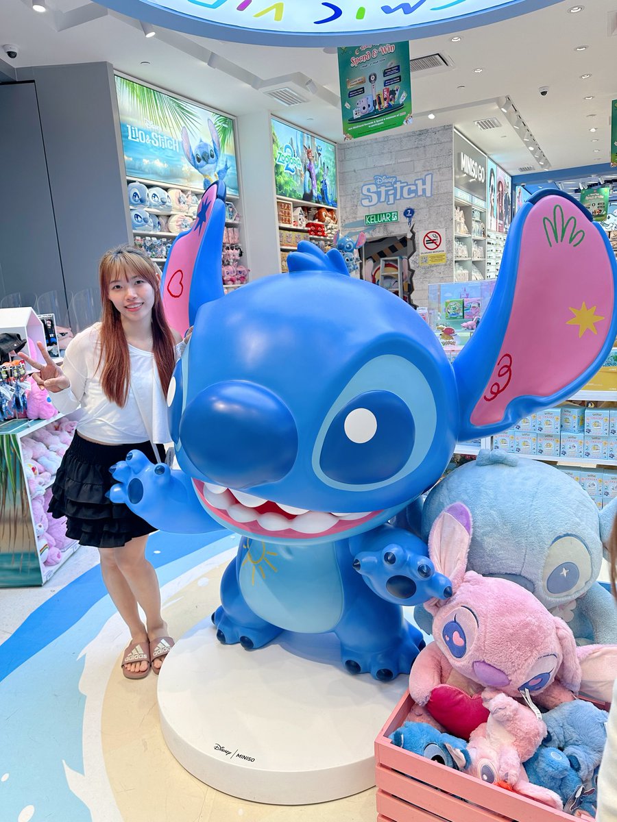 Vivianfoo tweet media