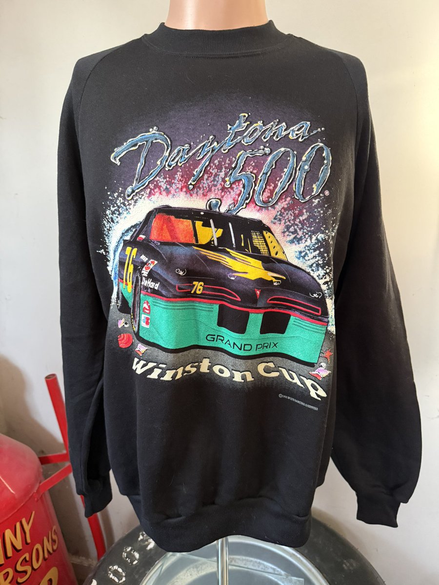 Speedway Screens tweet media