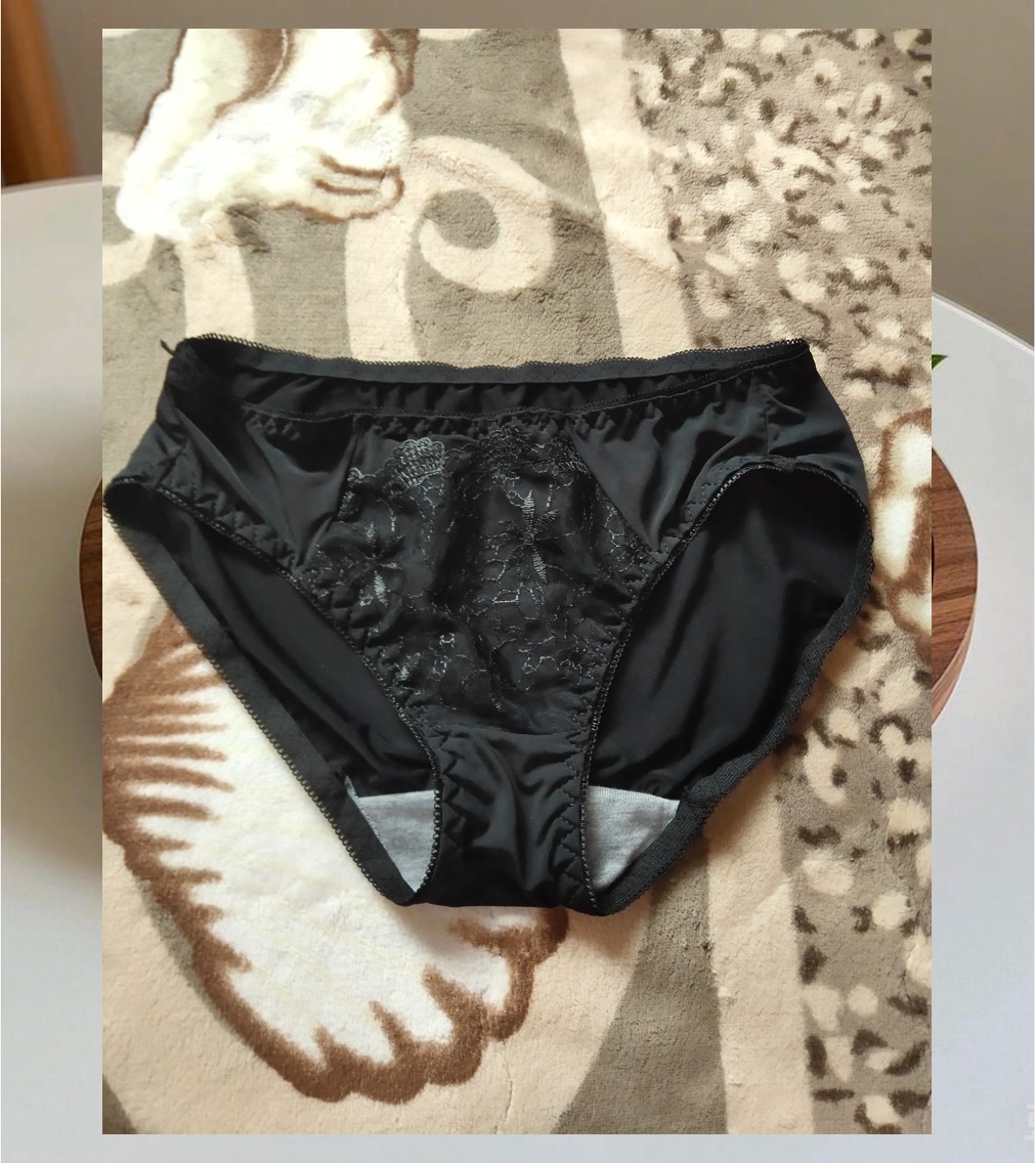 Megan Sanders tweet media