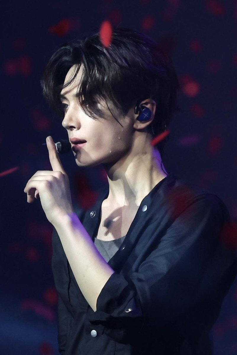 ishi ✮ tweet media