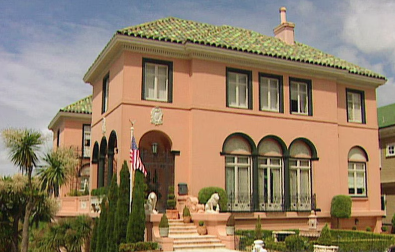 ACTREFG's tweet photo. Former #Google executive has reportedly off-loaded his  #SanFrancisco #mansion for the sky-#highprice of $56 million .The $56 million price tag is  five times the figure paid for the property in 2013,  corner-lot dwelling $11.7 million. Rich get more richer by own a #realestate . https://t.co/poVPZmqgwg