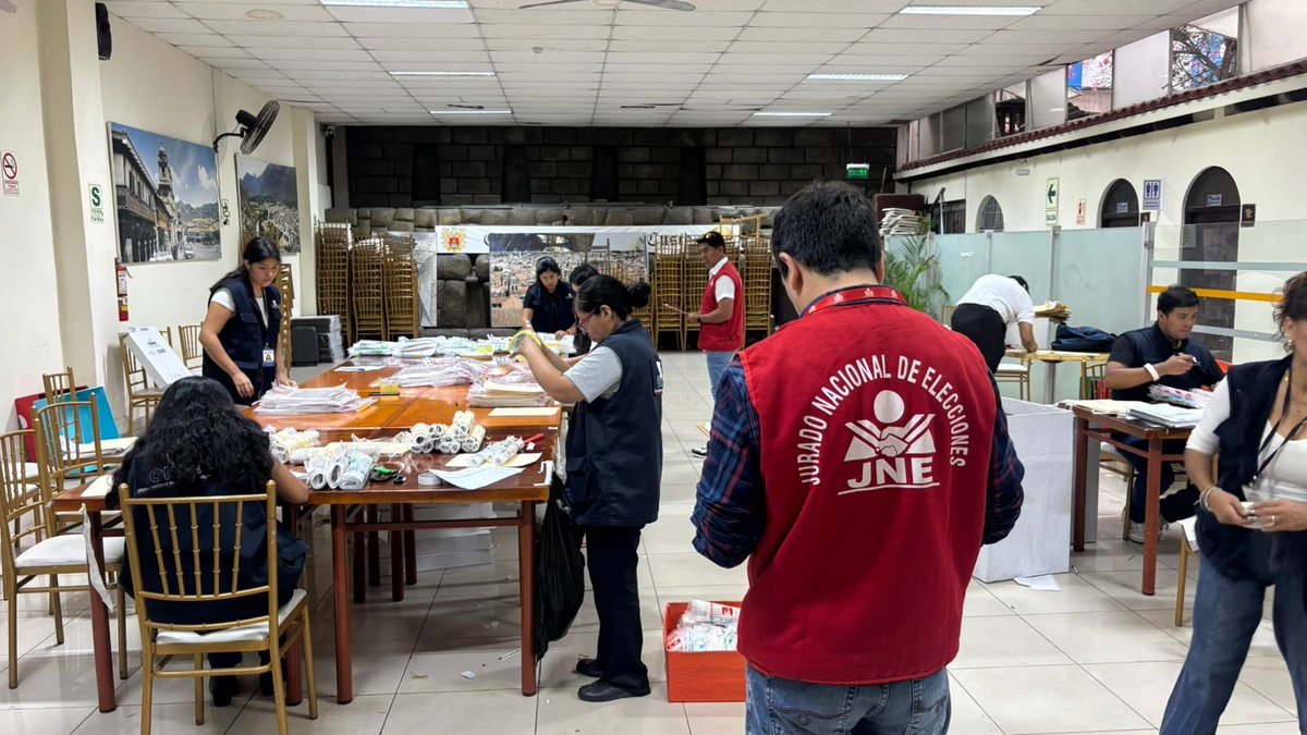 JNE Perú tweet media