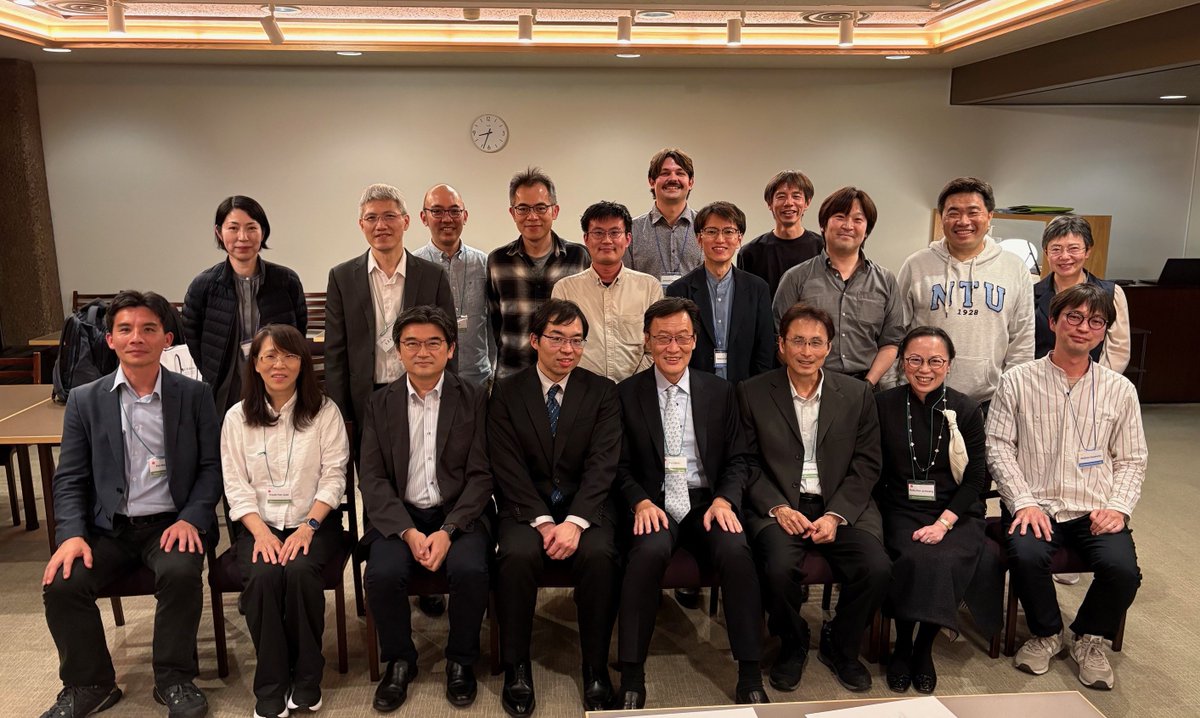RyuichiroNakato's tweet photo. 2日間のUTokyo-NTU国際シンポジウム、無事終了しました。たくさんの方々に幅広いトピックでご発表いただき、とても盛り上がりました！いつも台湾で歓迎してくれるNTUの先生方を今回ご招待できてとても嬉しく思います。
Sakana AIの山田さんのAI Scientistのトークも大変面白かったです！😀また来年！ https://t.co/zLEWdqrxIv