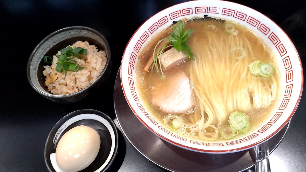 よこちゃん2nd tweet media