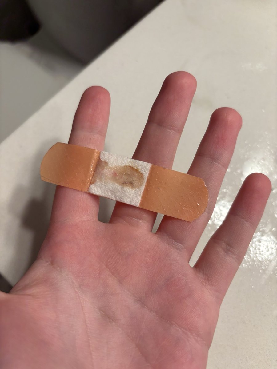 valentine || 4.4/20lbs tweet media