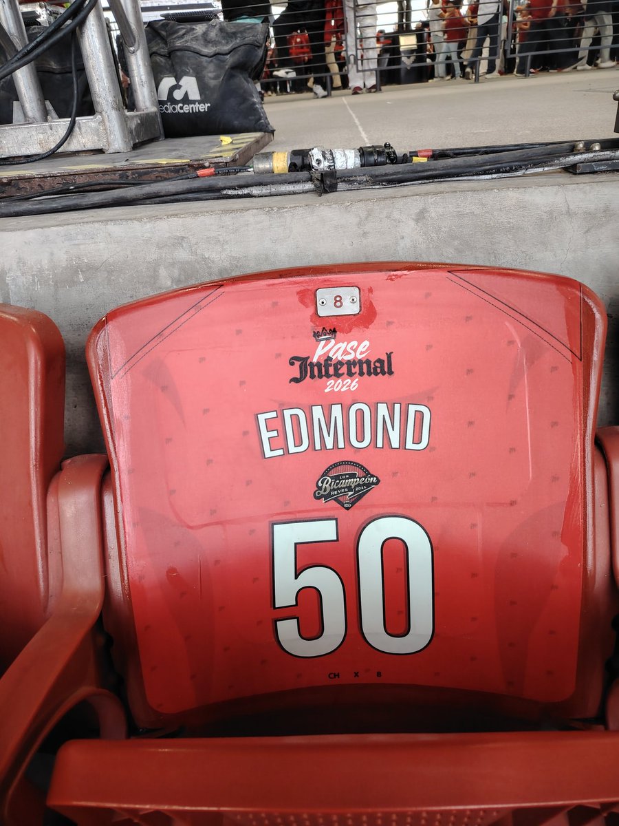 Edmond Star 🌟🌟⚾️⚾️ tweet media